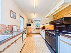 Photo 17- click for photo gallery